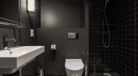 wc.jpg